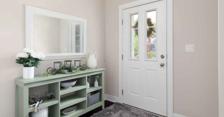 How to Style a Console Table Entryway