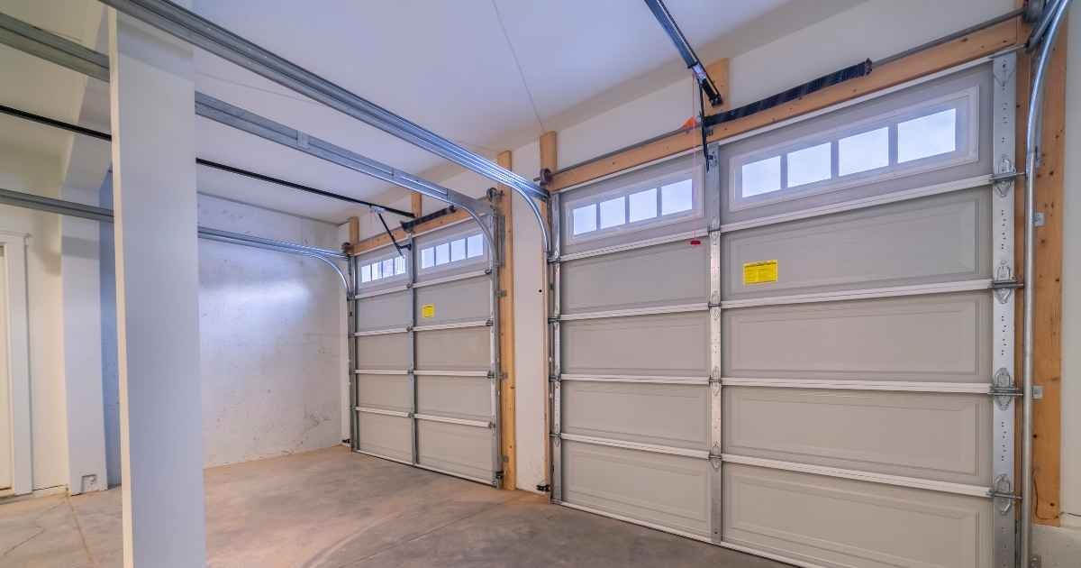 Garage Door Magnet Decor